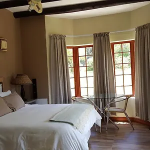 tuckaway.hotels-capetown.com/