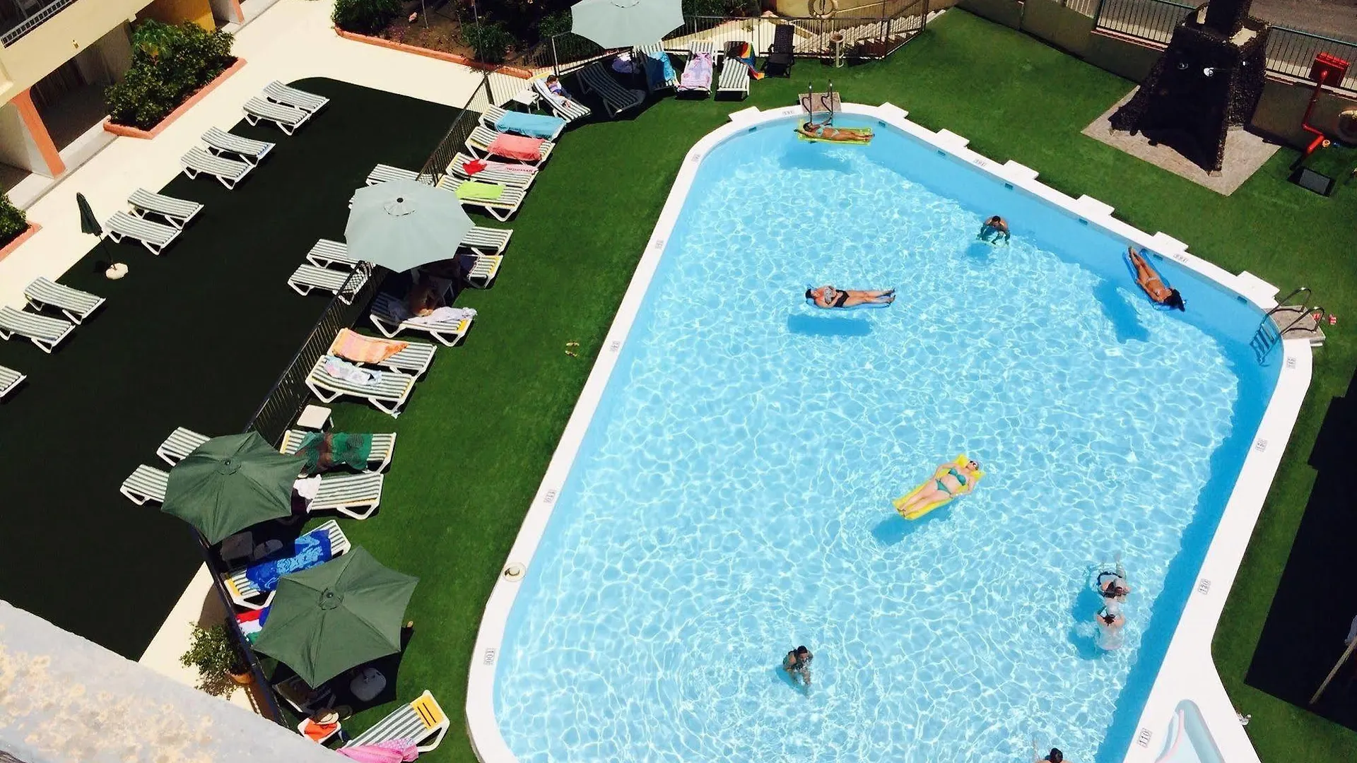 Apartamentos Amazonas Playa del Ingles