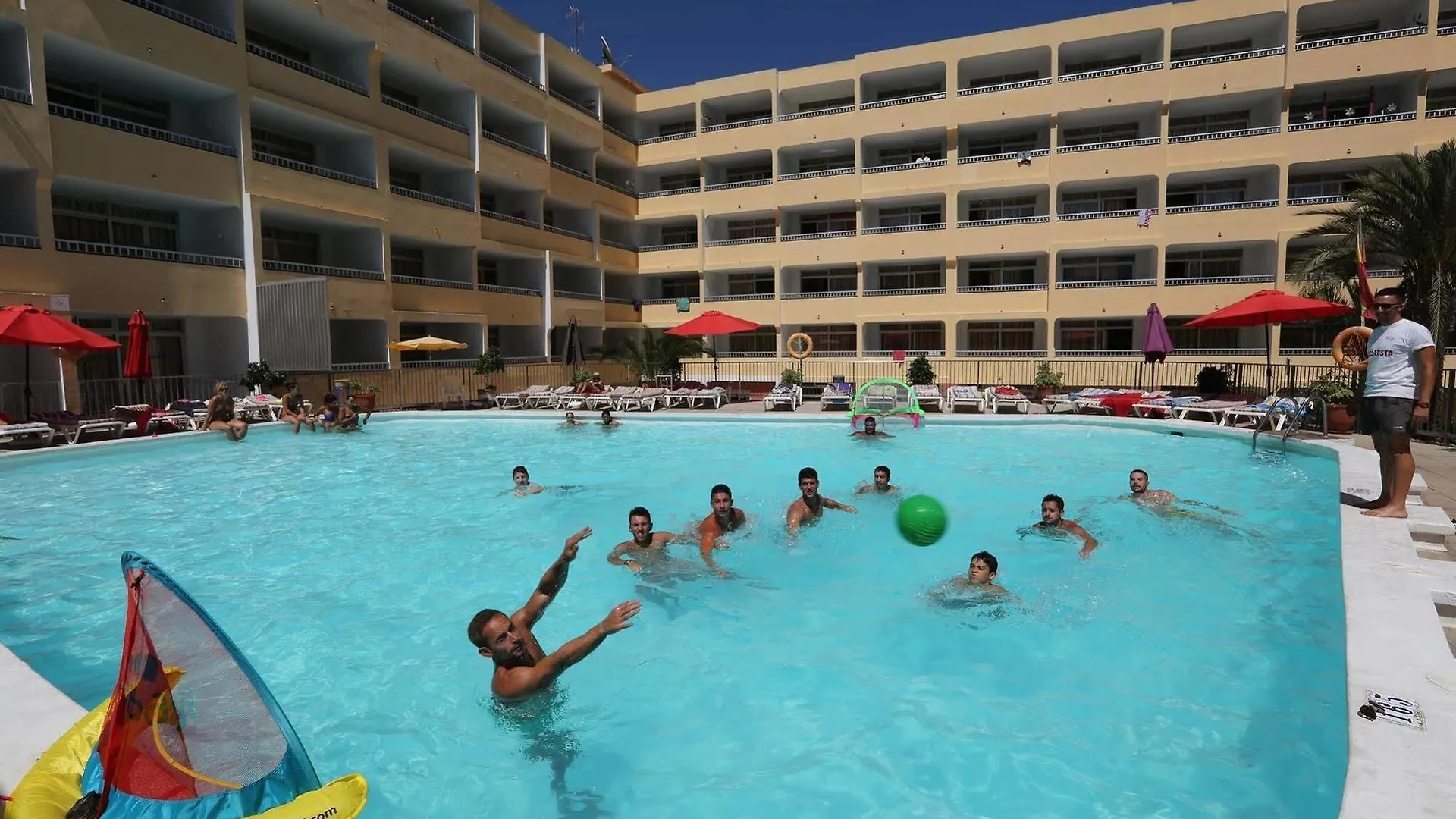 Apartamentos Amazonas Playa del Ingles  Spain